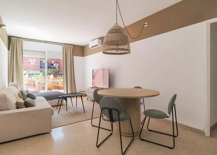 Amazing Terrace In Sant Andreu דירה ברצלונה