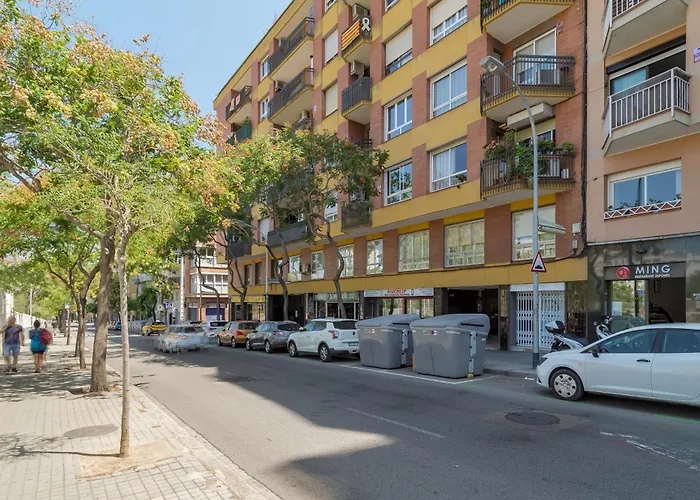 Amazing Terrace In Sant Andreu * ברצלונה